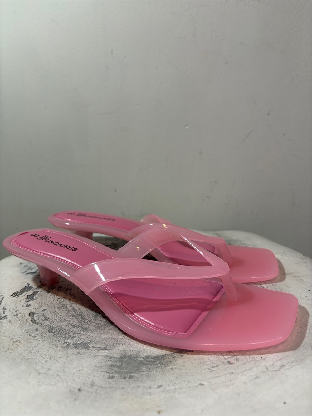 NoBo Bubblegum Pink Jelly 1.5” Kitten Heel Heeled Flip Flop Sandals Translucent